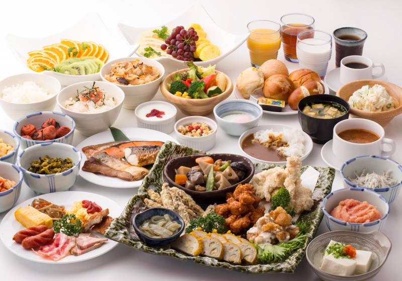 【福岡・ホテルフォルツァ博多（筑紫口）】8月1日（火）より朝食料金変更のお知らせ