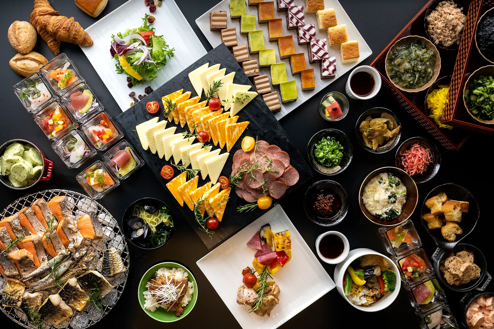 朝食のご案内